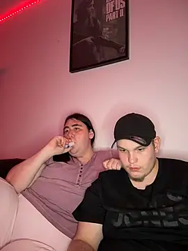 laraundTyler2008 Pertunjukan Webcam