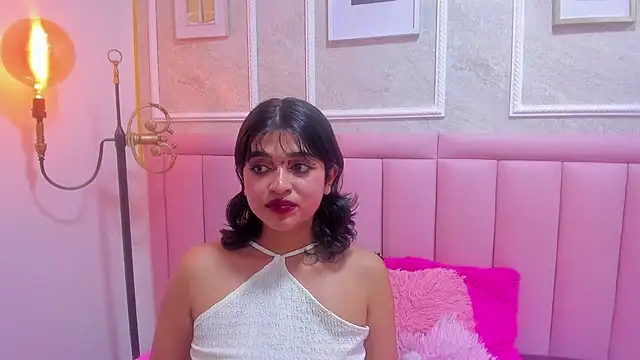 velvet_girll Adlı Modelin Canlı XXX Sohbeti