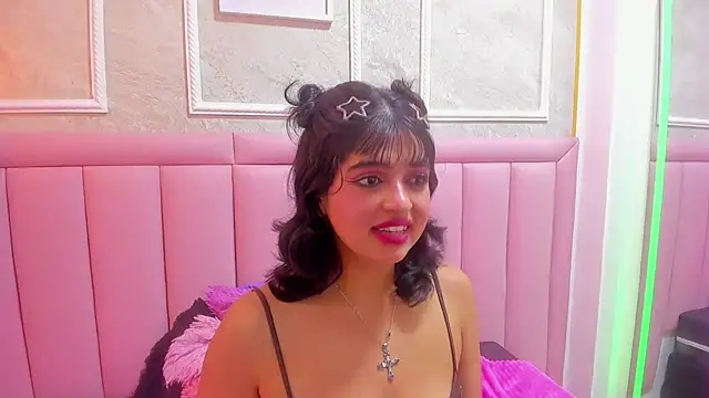 velvet_girll élő XXX-chatje