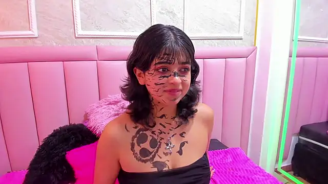 velvet_girll লাইভ XXX চ্যাট