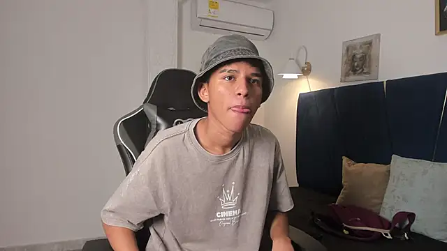 jacob_cum23 Webcam-Show