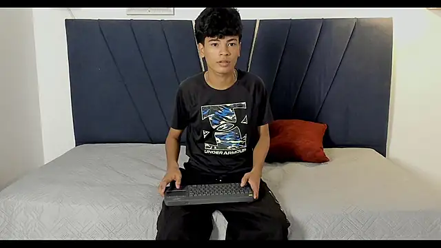 jacob_cum23 Webcam-Show