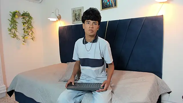 jacob_cum23 Webcamshow