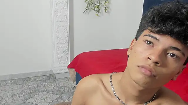 jacob_cum23のウェブカメラショー