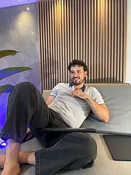 Adrian_SITH's Webcam Show