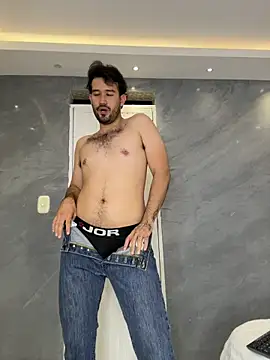 Adrian_SITH 在線直播表演