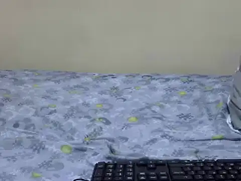 prettysilviaa's Live Chat Room