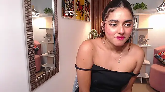 _Lucy_Grey_ Chat XXX live