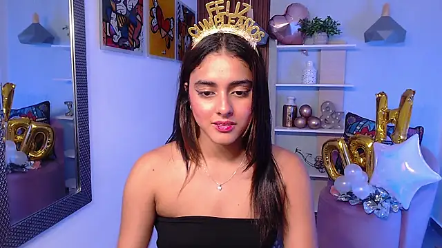 _Lucy_Grey_'s Live XXX Chat