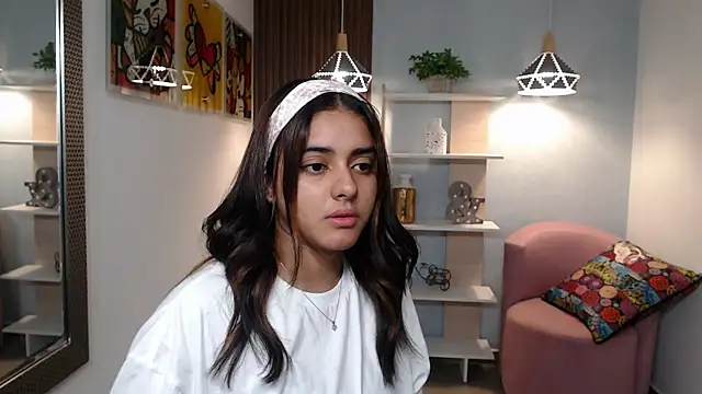 _Lucy_Grey_ Chat XXX in diretta
