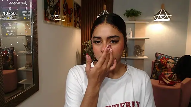 _Lucy_Grey_'s Live XXX Chat