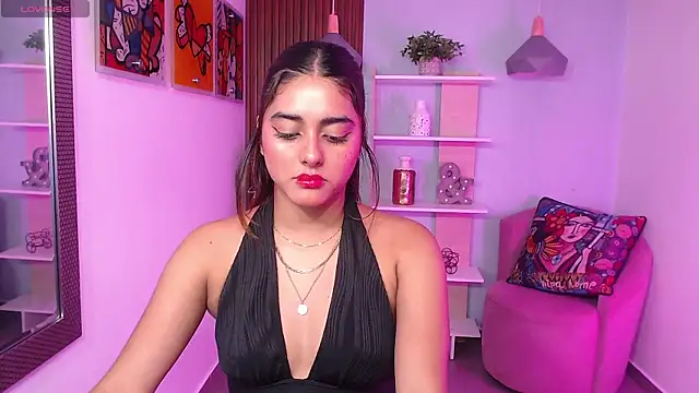 _Lucy_Grey_'s Live XXX Chat