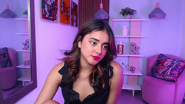 _Lucy_Grey_ Chat XXX in diretta