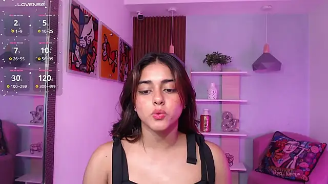 _Lucy_Grey_'s Live XXX Chat
