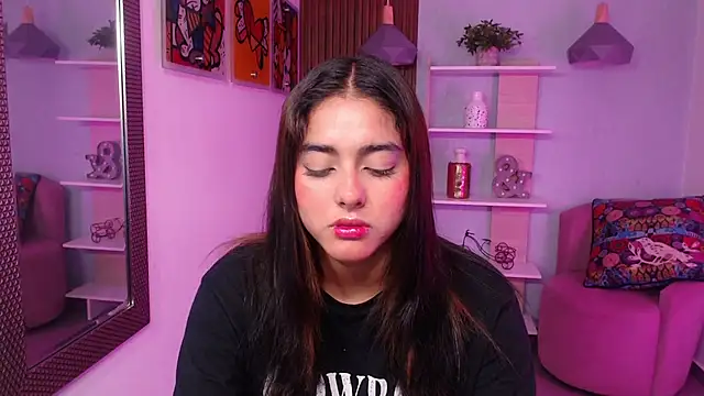 _Lucy_Grey_'s Live XXX Chat