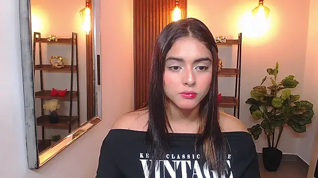 _Lucy_Grey_'s Live XXX Chat