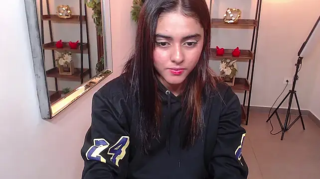 _Lucy_Grey_'s Live XXX Chat
