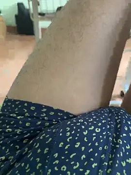 Bombay_boyn Webbikameraesitys