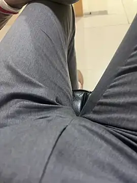 Mumbai_Stripperのウェブカメラショー