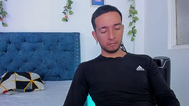 scarlett_777_dante's Live XXX Chat