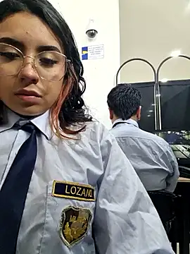 Angela__05: διαδικτυακό σόου στην κάμερα