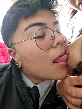 Pokazy przed kamerką – Angela__05