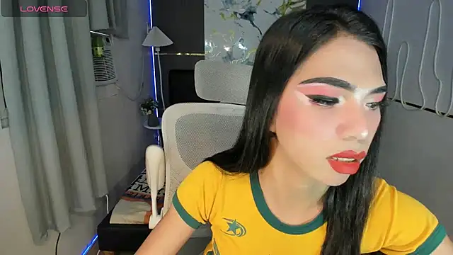 Alexa_therealhorsecock Шоу с уебкамера