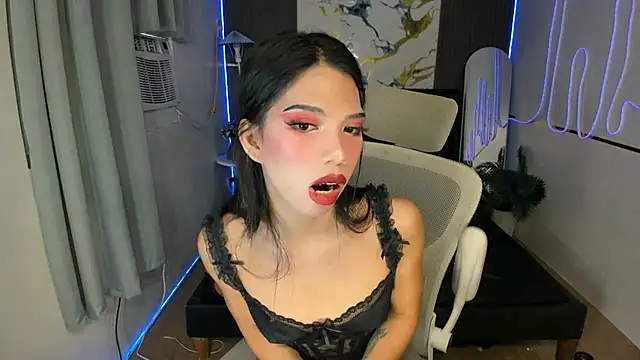Alexa_therealhorsecock 在線直播表演