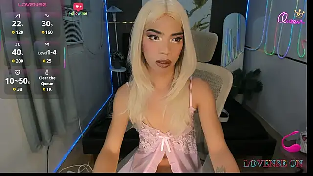 Alexa_therealhorsecock Adlı Modelin Web Kamerası Şovu