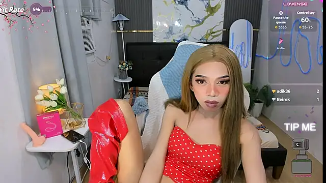 Alexa_therealhorsecock's Webcam Show