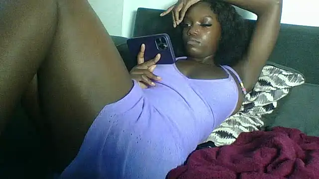 Ebony-Diva Adlı Modelin Canlı XXX Sohbeti