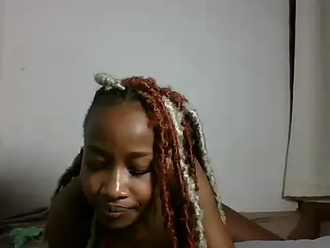 Blonde_slimy – Live XXX-chat