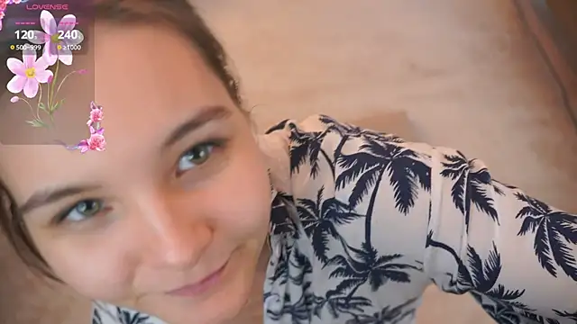 SariTolle's Webcam Show