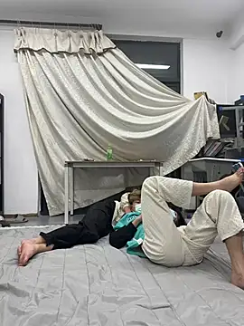 Mrwangjjkkのウェブカメラショー