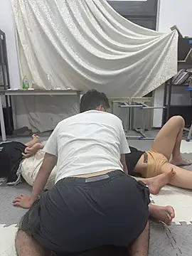 Mrwangjjkk Adlı Modelin Web Kamerası Şovu