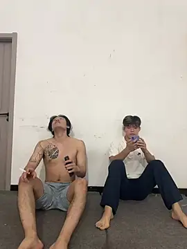 Mrwangjjkk: διαδικτυακό σόου στην κάμερα