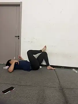 Mrwangjjkkn Webbikameraesitys