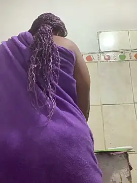 Show modela ayla-0 na web-kameri