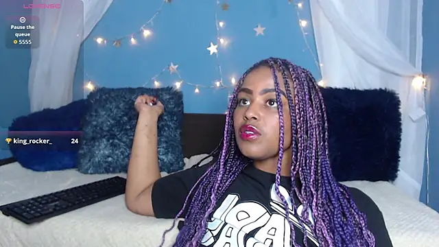 ayla-0's Live XXX Chat