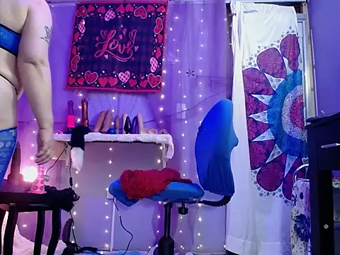 Show de SensualMirandaKingsley na webcam
