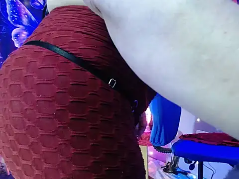 SensualMirandaKingsley webcam show