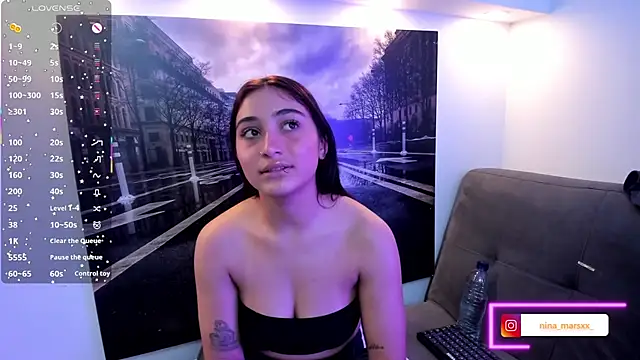 Chat +18 de Nina-Mars ao vivo