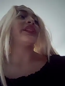 Chat XXX en directo de Nina-Mars
