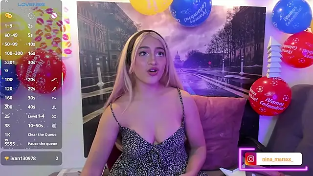 Chat +18 de Nina-Mars ao vivo