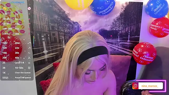 Nina-Mars' Live XXX Chat