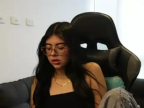 Mia_Storm18 Obrolan Langsung XXX
