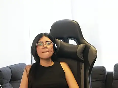 Mia_Storm18 라이브 XXX 채팅