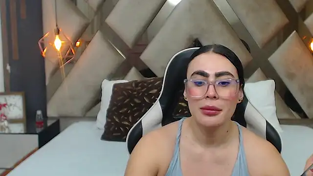 Chat +18 de MartinaaFit ao vivo