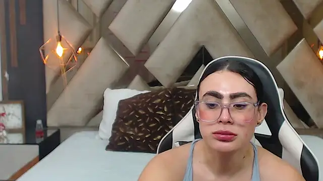 دردشة MartinaaFit الجنسية المباشرة
