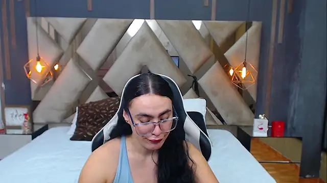 MartinaaFitn Live XXX chat